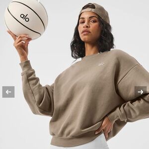 Alo Yoga Gravel Accolade Pullover Crewneck